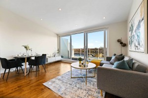 2 bedroom Apartment to rent in London