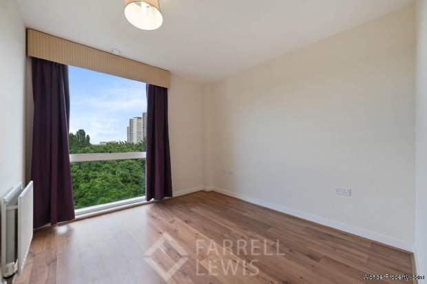 Additional Property Image 2 bedroom Apartment for sale in Brentford 8
