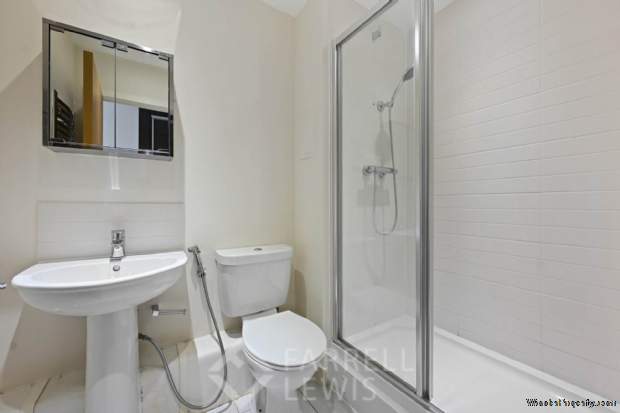 Additional Property Image 2 bedroom Apartment for sale in Brentford 9
