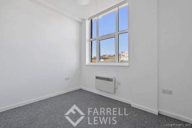 Additional Property Image 1 bedroom Apartment for sale in London 8