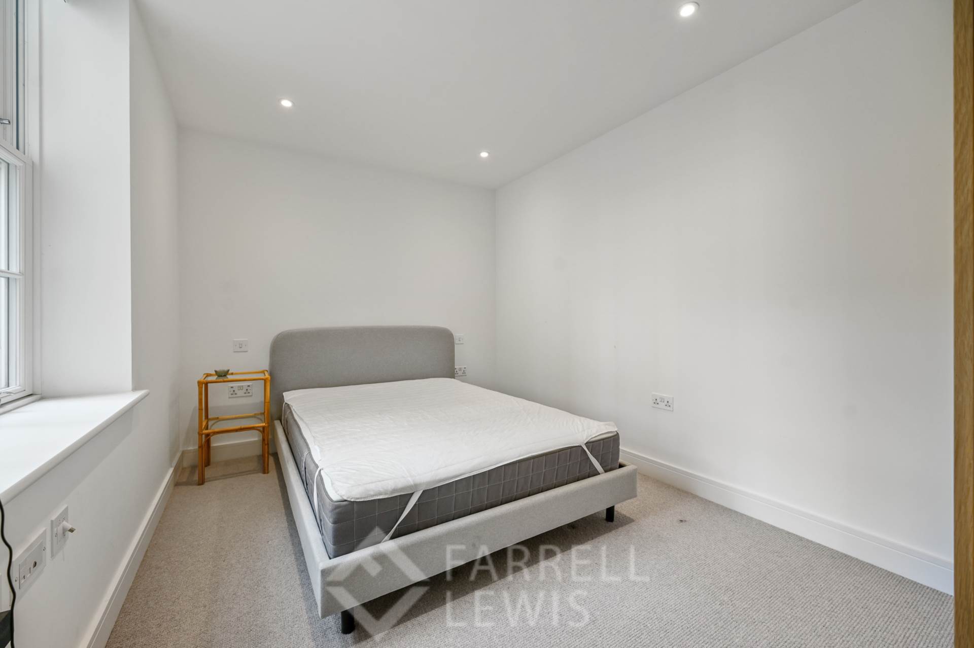 Additional Property Image 2 bedroom Apartment to rent in London 8
