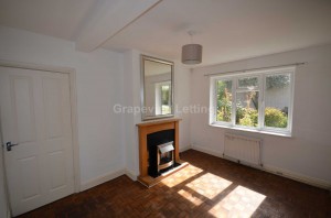 2 bedroom Apartment to rent in London