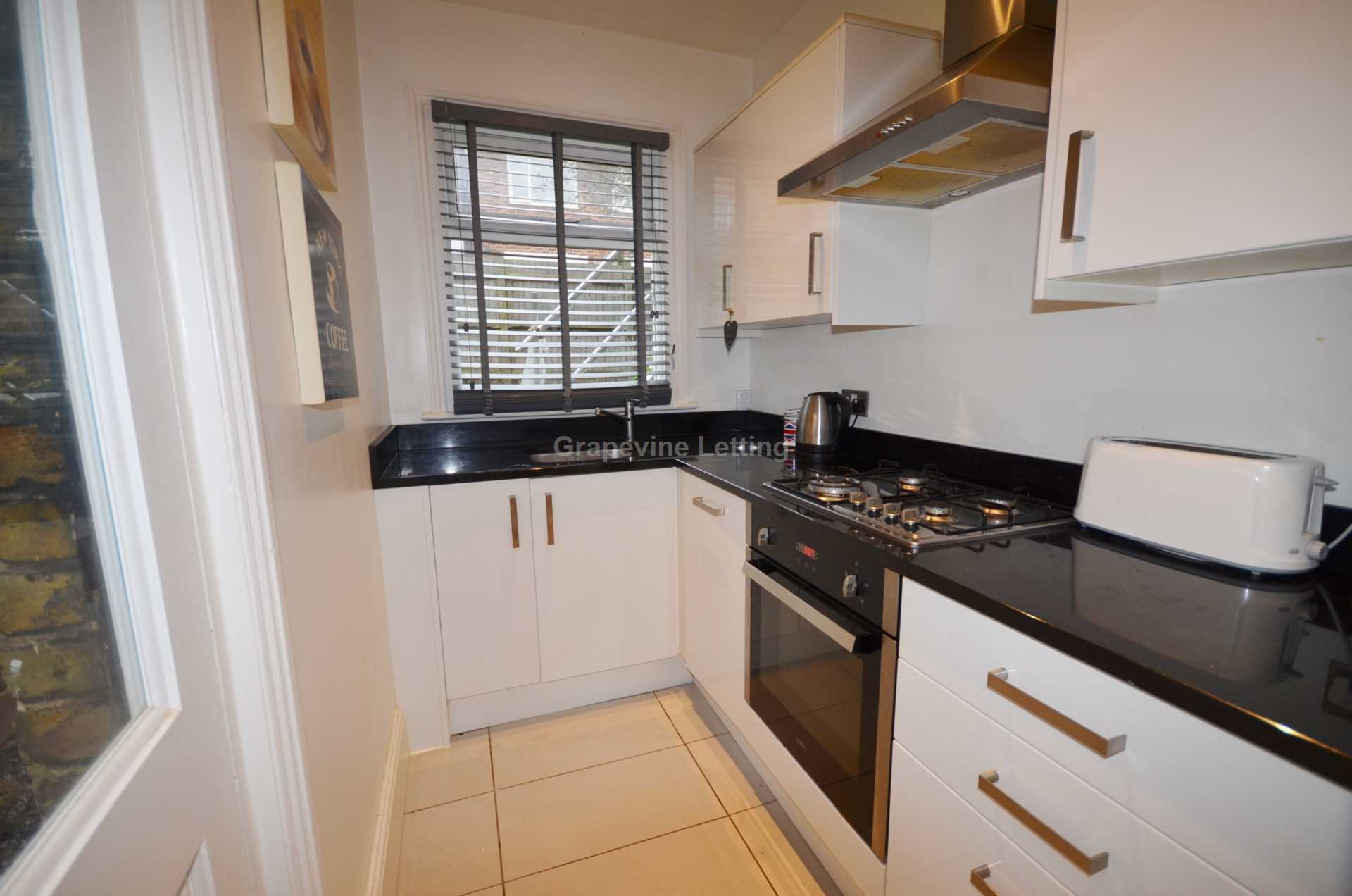 Additional Property Image 3 bedroom Apartment to rent in London 9