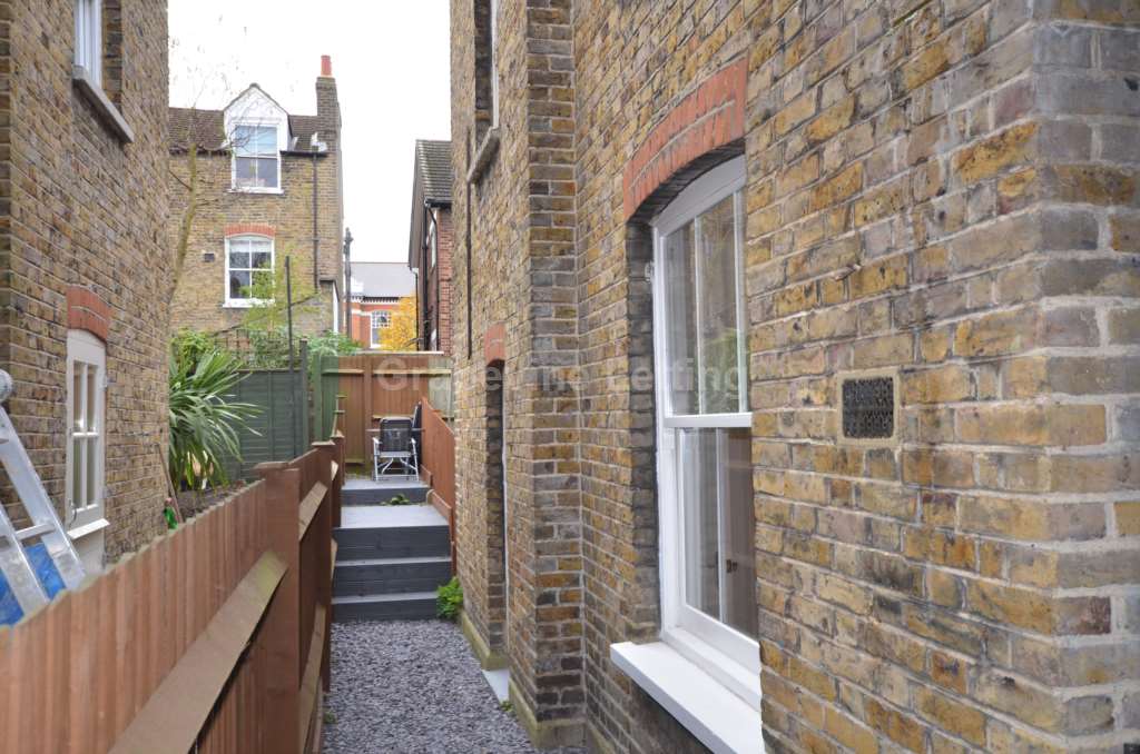 Additional Property Image 3 bedroom Apartment to rent in London 10