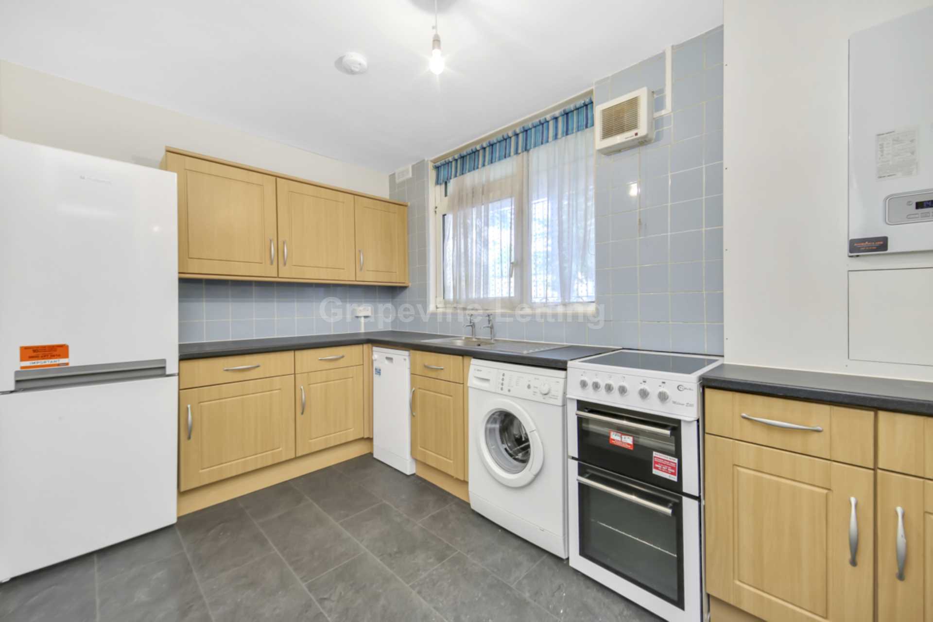 Additional Property Image 3 bedroom Apartment to rent in London 3