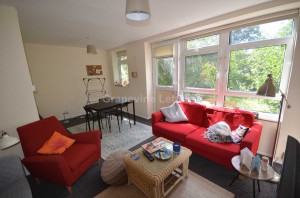 3 bedroom Apartment to rent in London