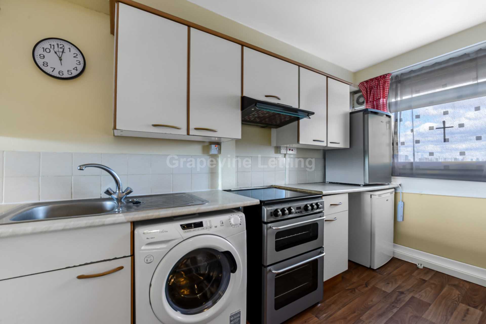 Additional Property Image 2 bedroom Apartment to rent in London 8