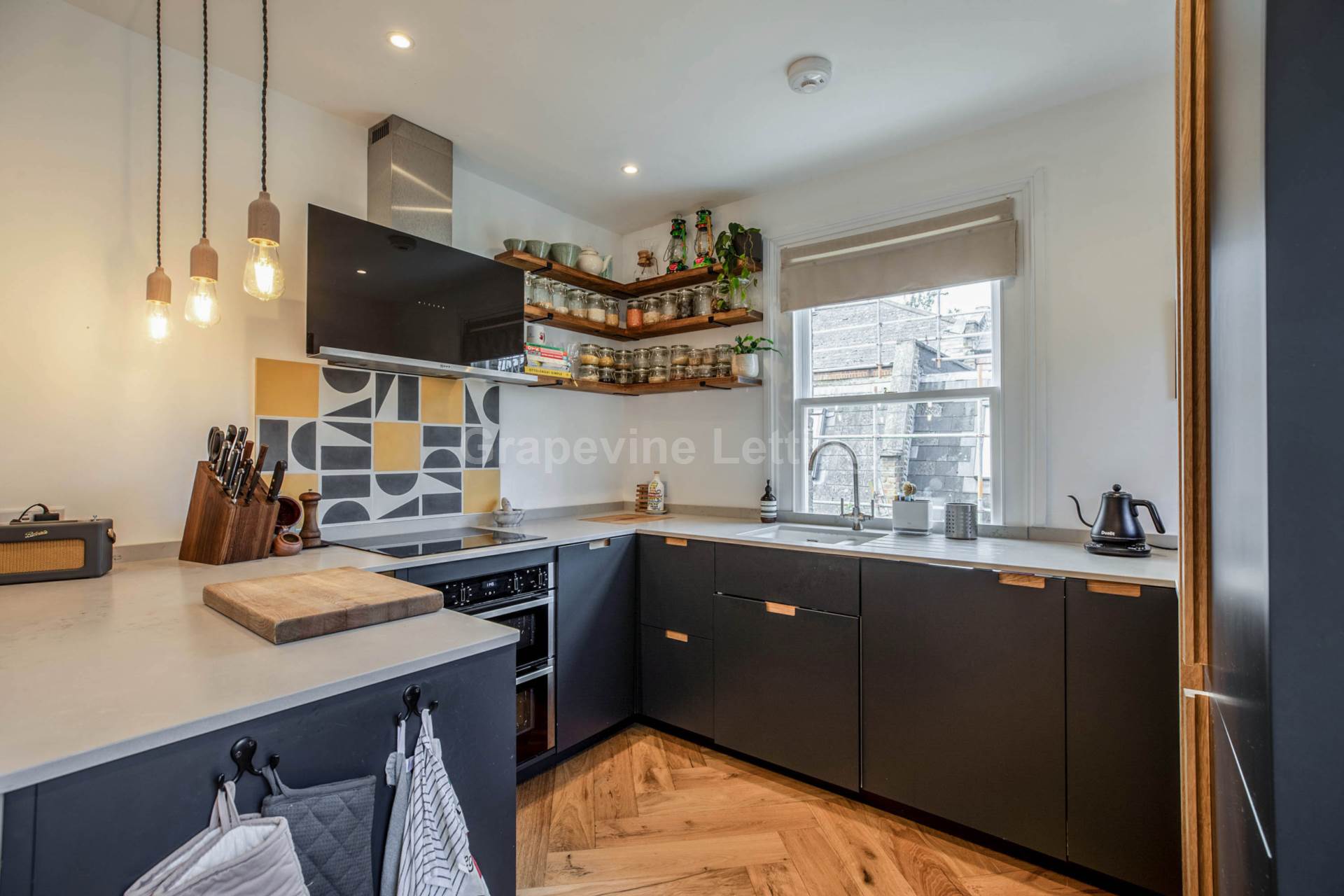 Additional Property Image 3 bedroom Flat to rent in London 5