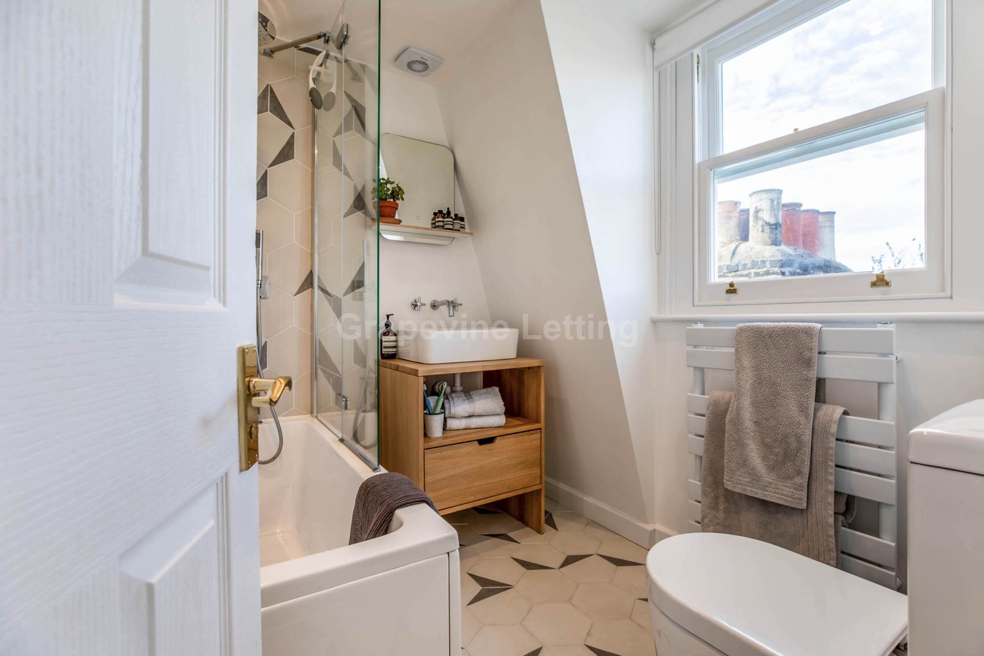 Additional Property Image 3 bedroom Flat to rent in London 15