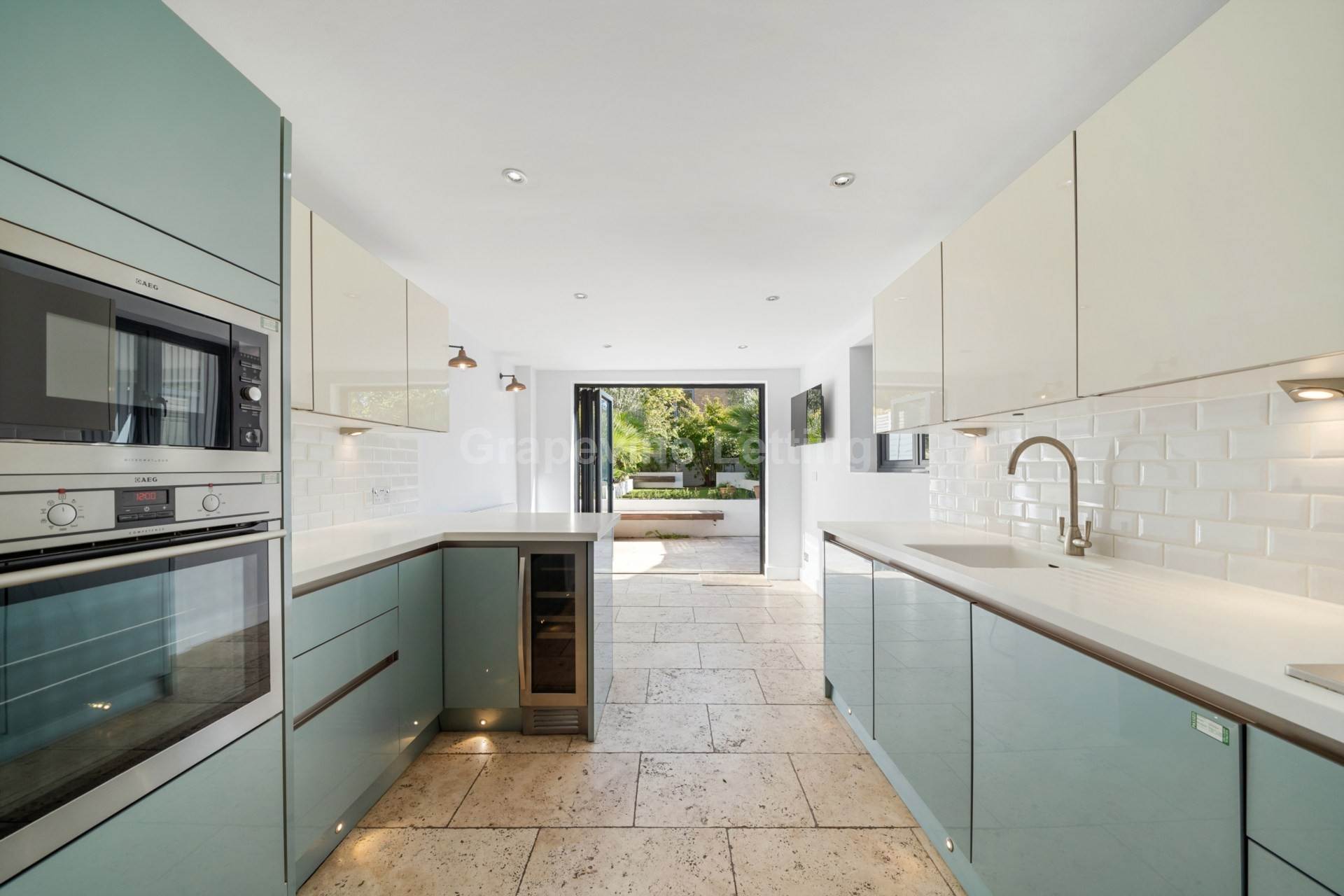 Additional Property Image 4 bedroom Terraced to rent in London 2