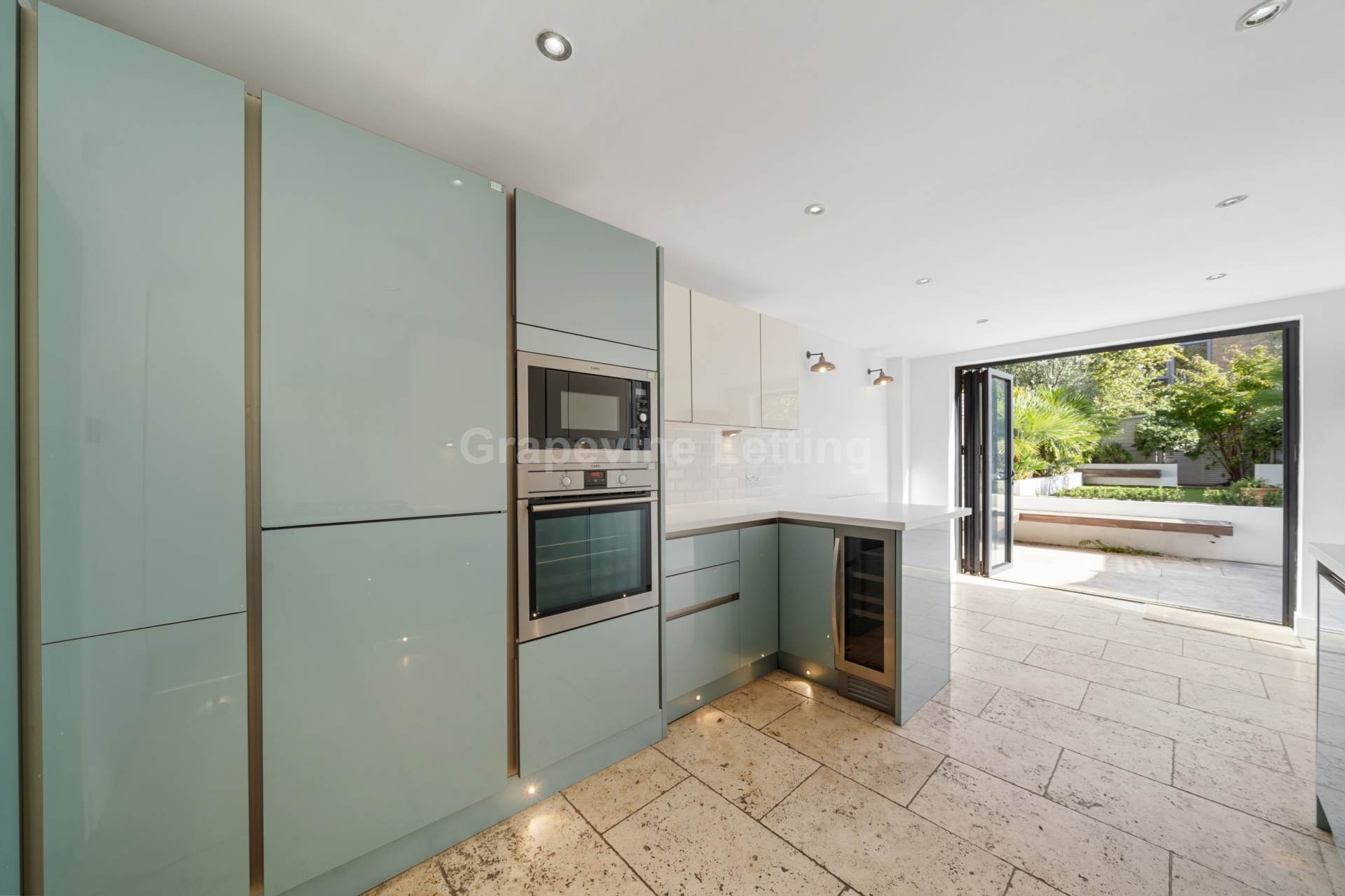 Additional Property Image 4 bedroom Terraced to rent in London 3