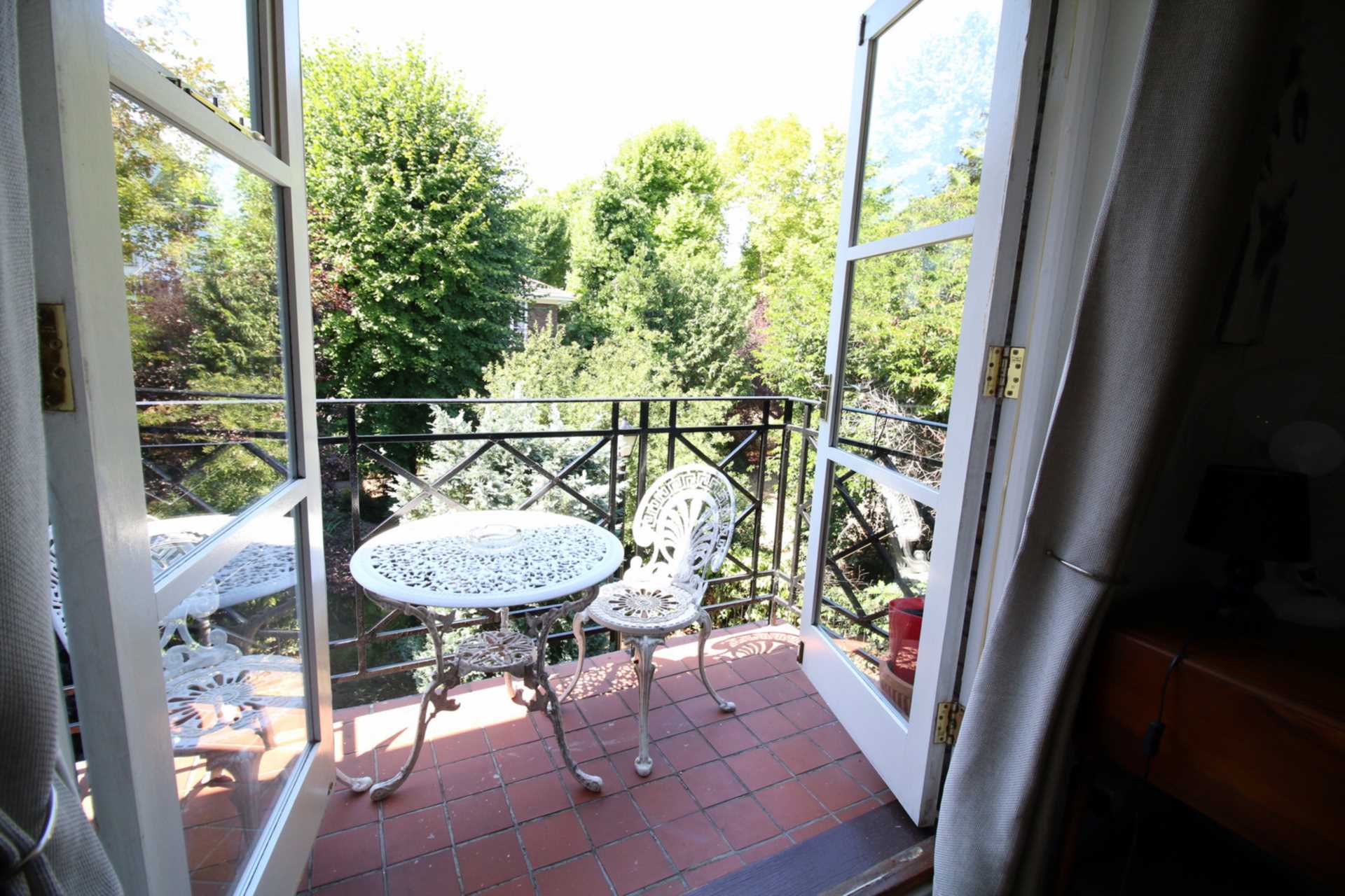Additional Property Image 0 bedroom Studio to rent in London 8