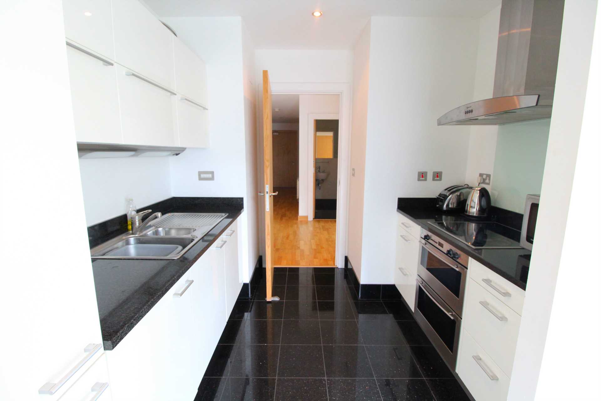 Additional Property Image 2 bedroom Apartment to rent in Manchester 4