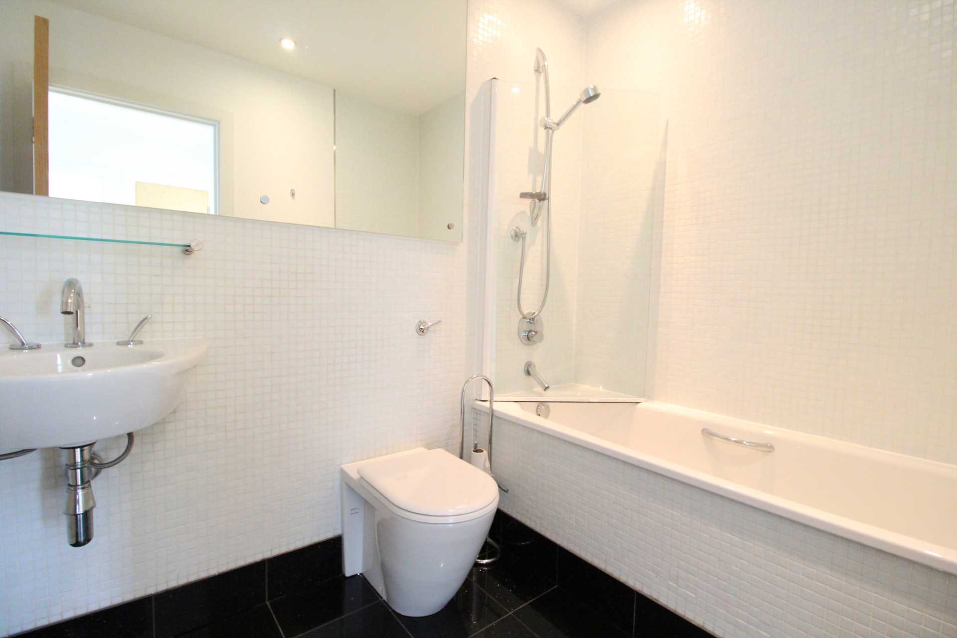 Additional Property Image 2 bedroom Apartment to rent in Manchester 8