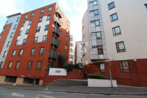 2 bedroom Apartment to rent in Manchester