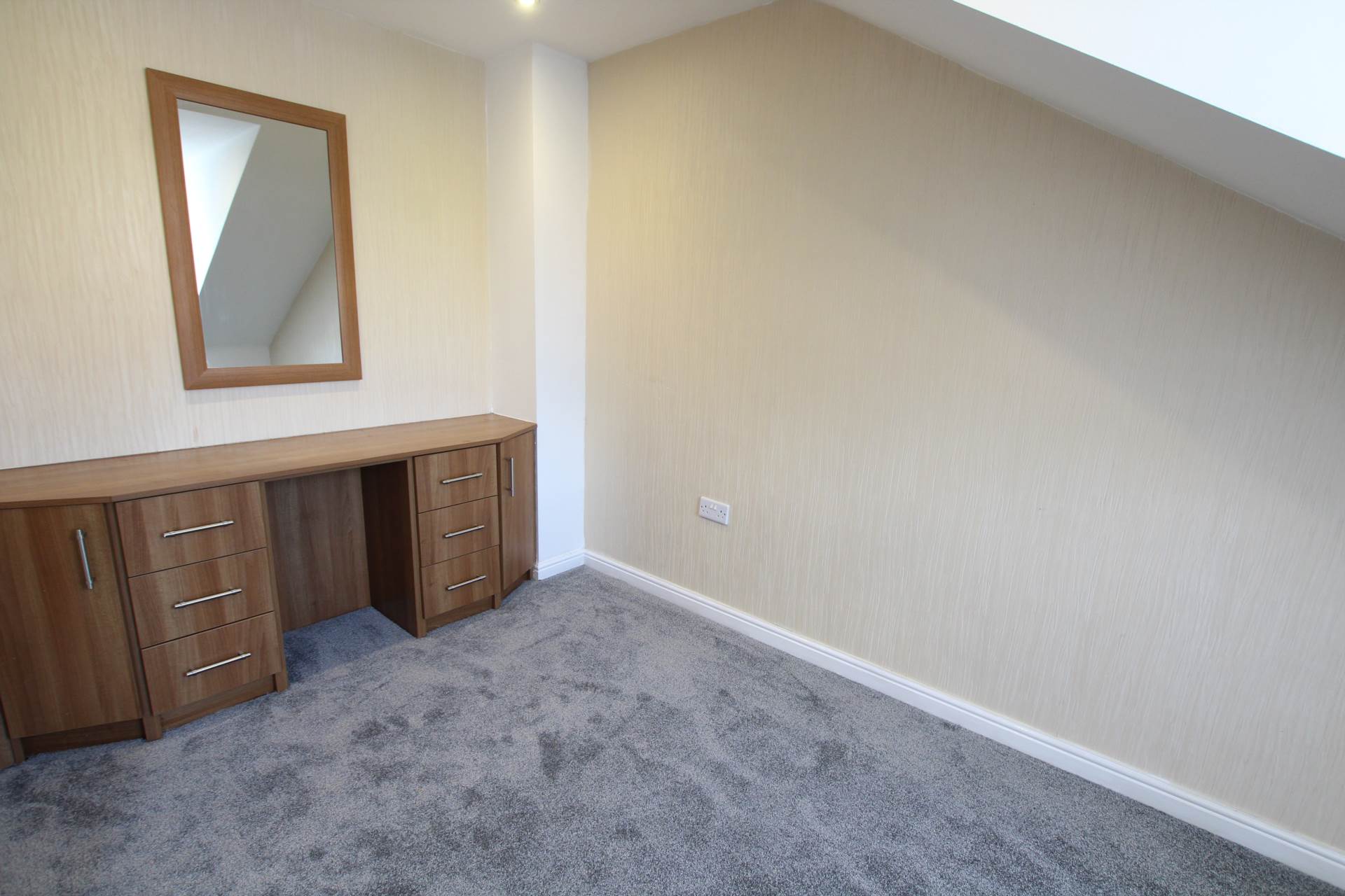 Additional Property Image 4 bedroom Semi Detached to rent in Salford 12