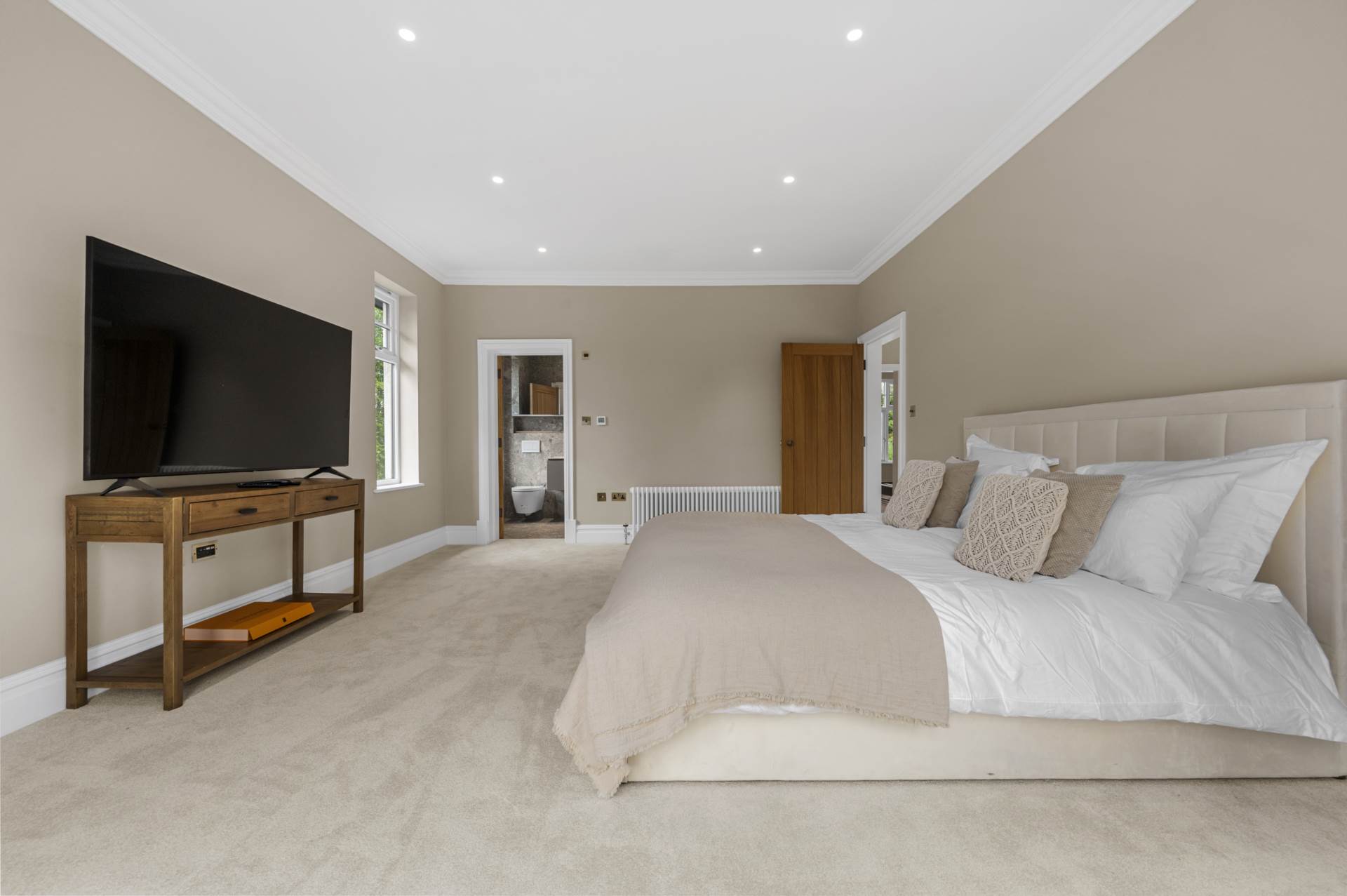 Additional Property Image 5 bedroom Detached to rent in Alderley Edge 17