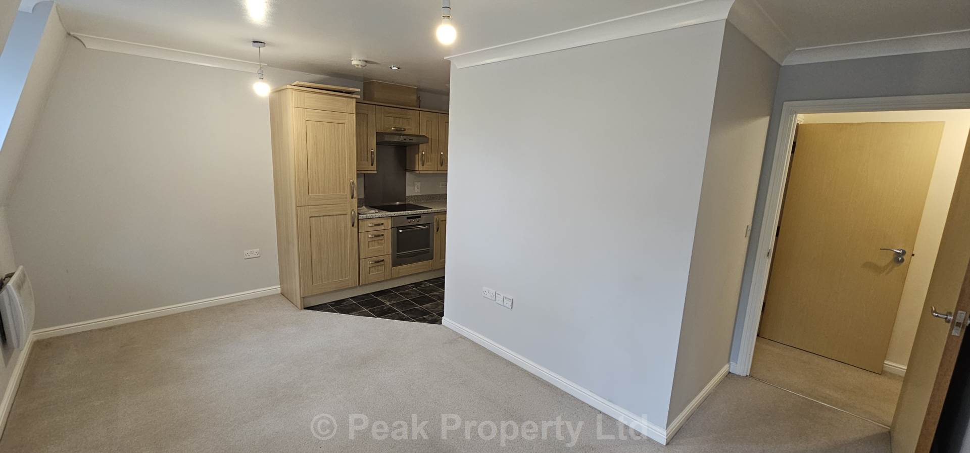 Additional Property Image 2 bedroom Flat to rent in Rochford 3