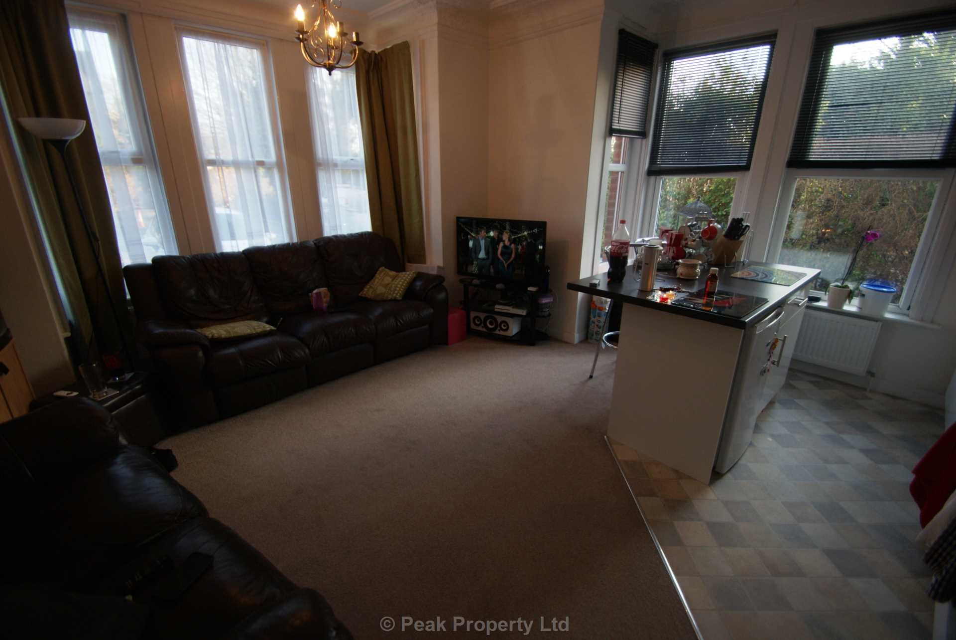 Additional Property Image 1 bedroom Flat to rent in Westcliff On Sea 3