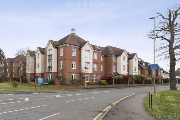 Additional Property Image 1 bedroom Retirement Property for sale in West Byfleet 7