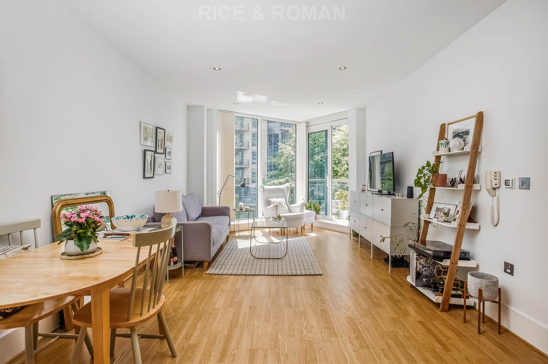 Additional Property Image 2 bedroom Apartment to rent in London 3