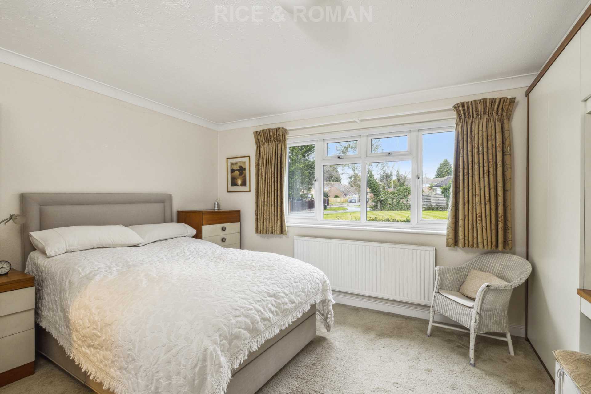 Additional Property Image 5 bedroom Bungalow for sale in Ascot 9