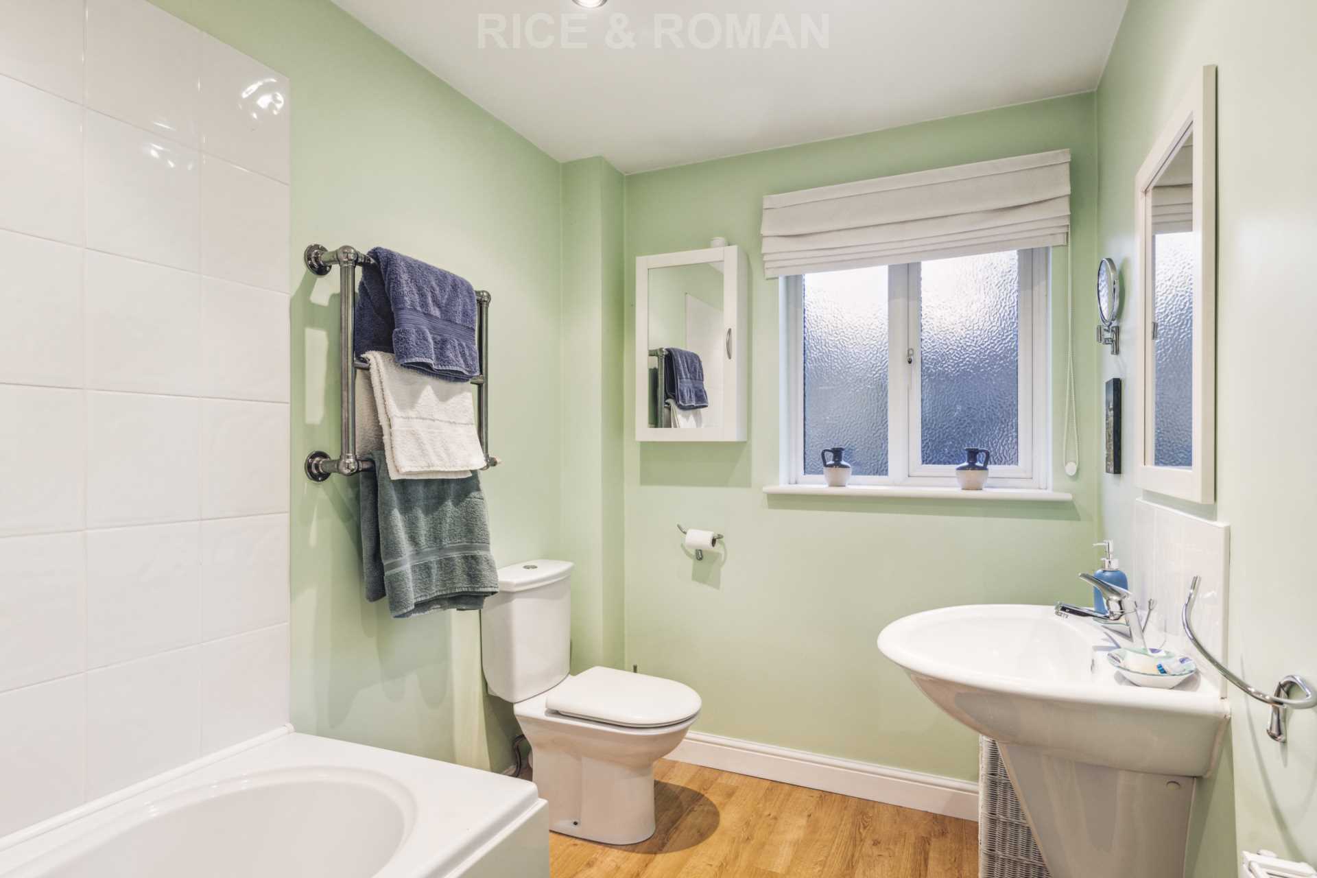 Additional Property Image 5 bedroom Bungalow for sale in Ascot 15