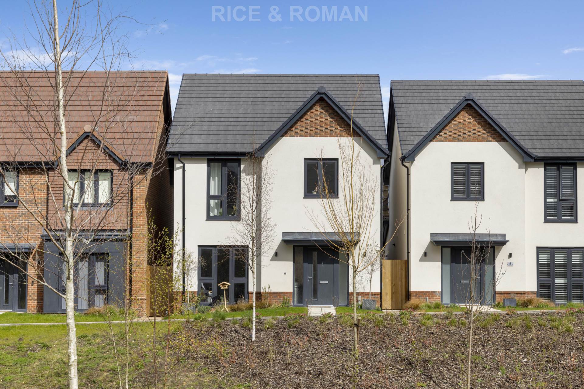 4 bedroom Detached for sale in Crowthorne
