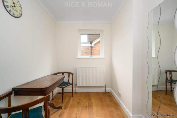 Additional Property Image 4 bedroom Semi Detached Bungalow for sale in West Byfleet 14