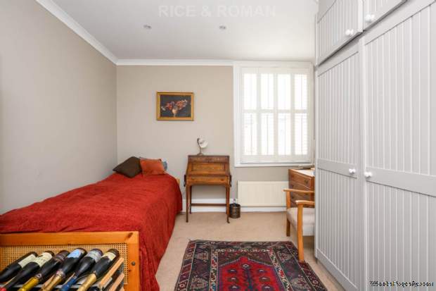 Additional Property Image 4 bedroom Semi Detached for sale in Teddington 14