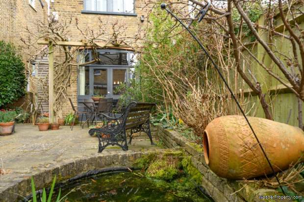 Additional Property Image 4 bedroom Semi Detached for sale in Teddington 9