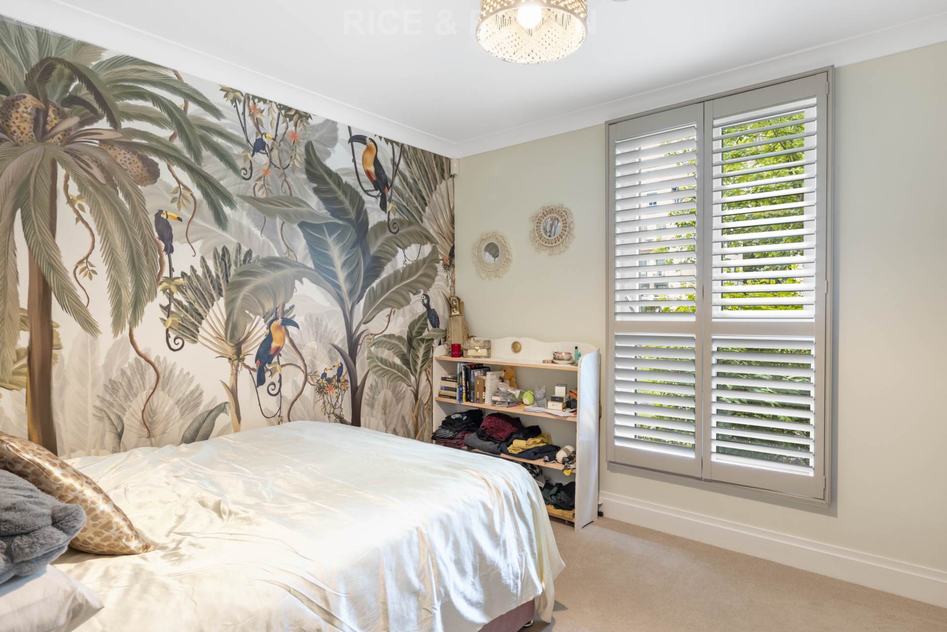 Additional Property Image 2 bedroom Retirement Property for sale in Egham 13