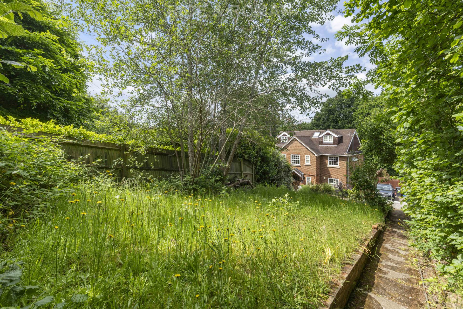 Additional Property Image 2 bedroom Detached for sale in Ascot 5