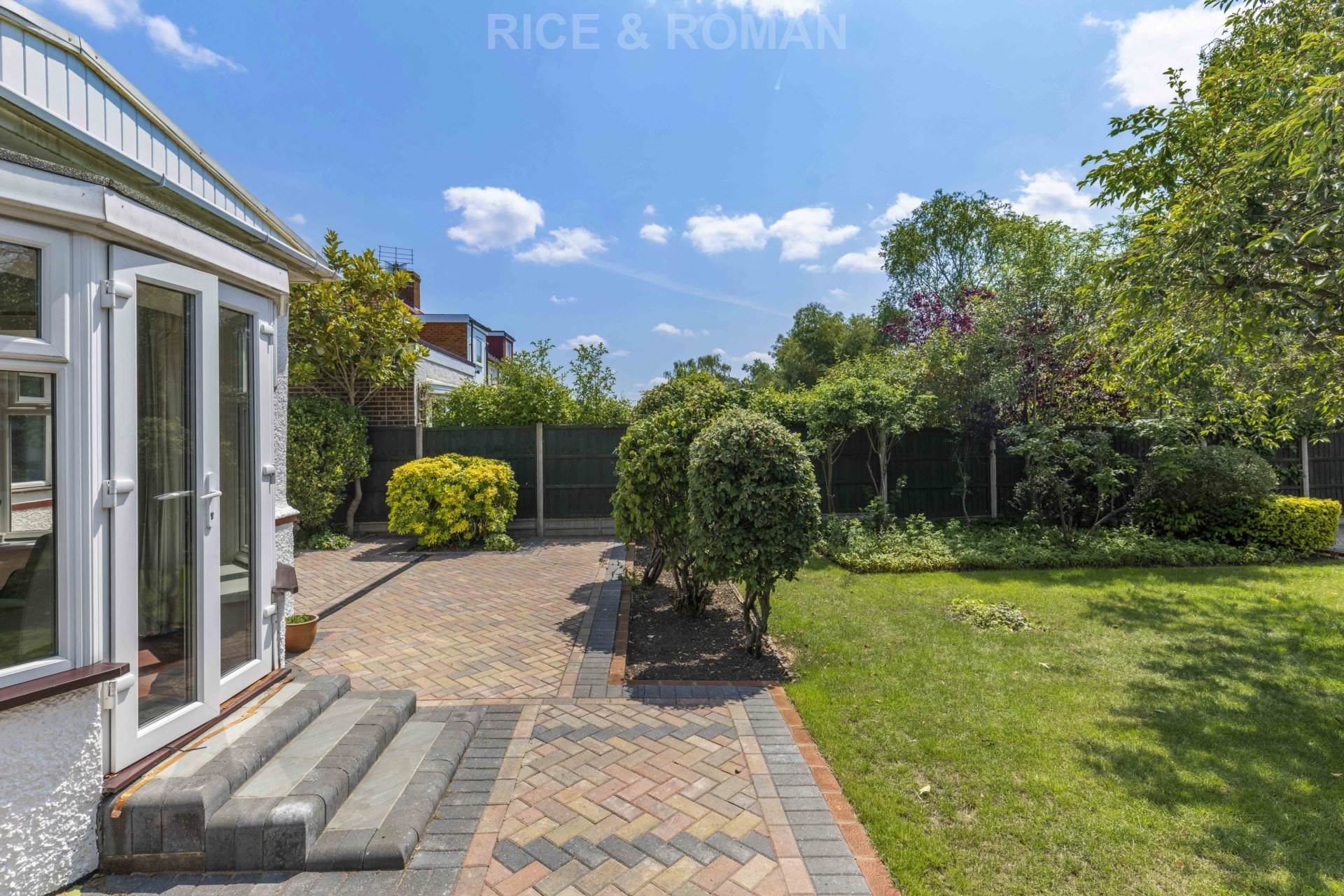 Additional Property Image 3 bedroom Semi Detached Bungalow for sale in Twickenham 2