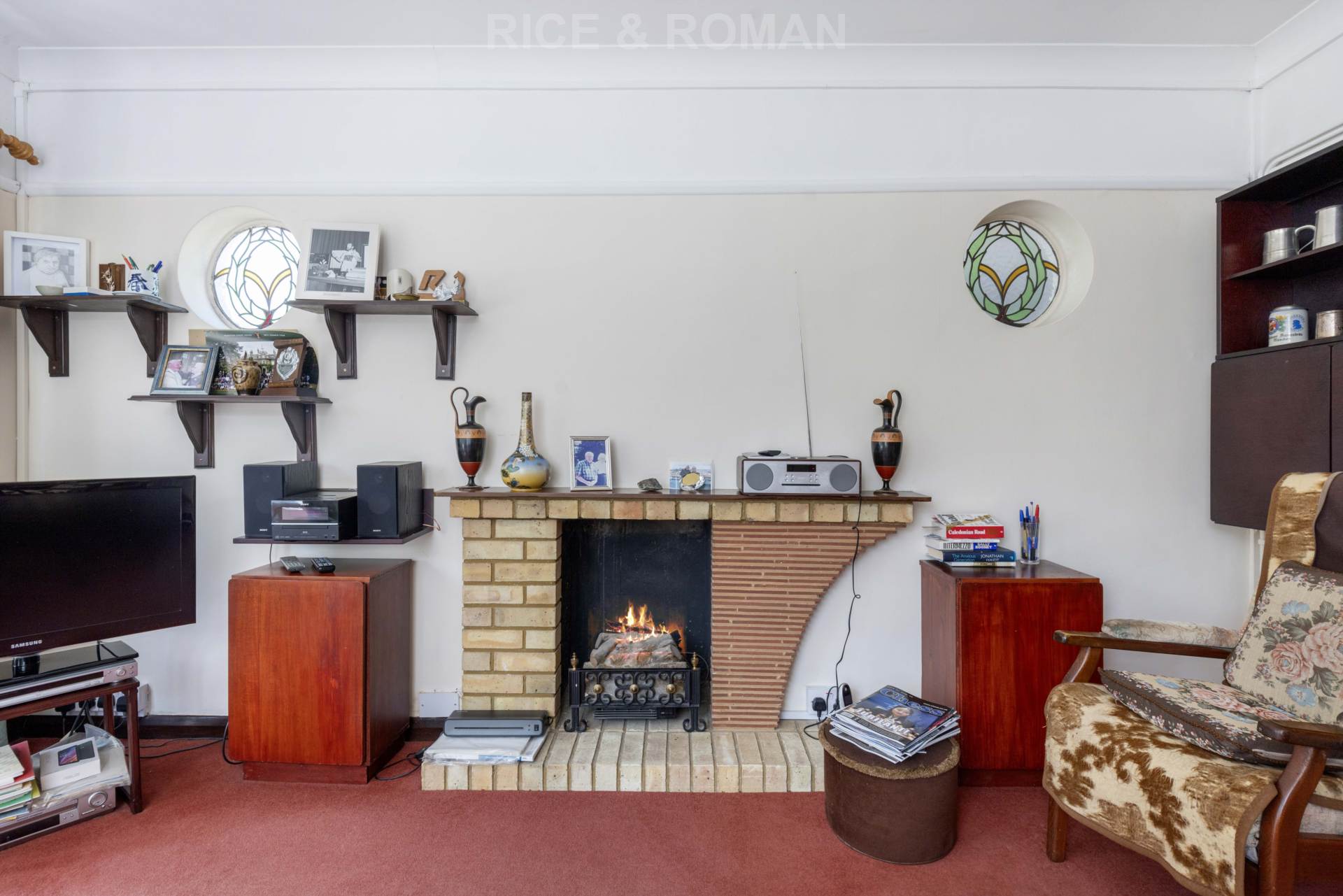 Additional Property Image 3 bedroom Semi Detached Bungalow for sale in Twickenham 5