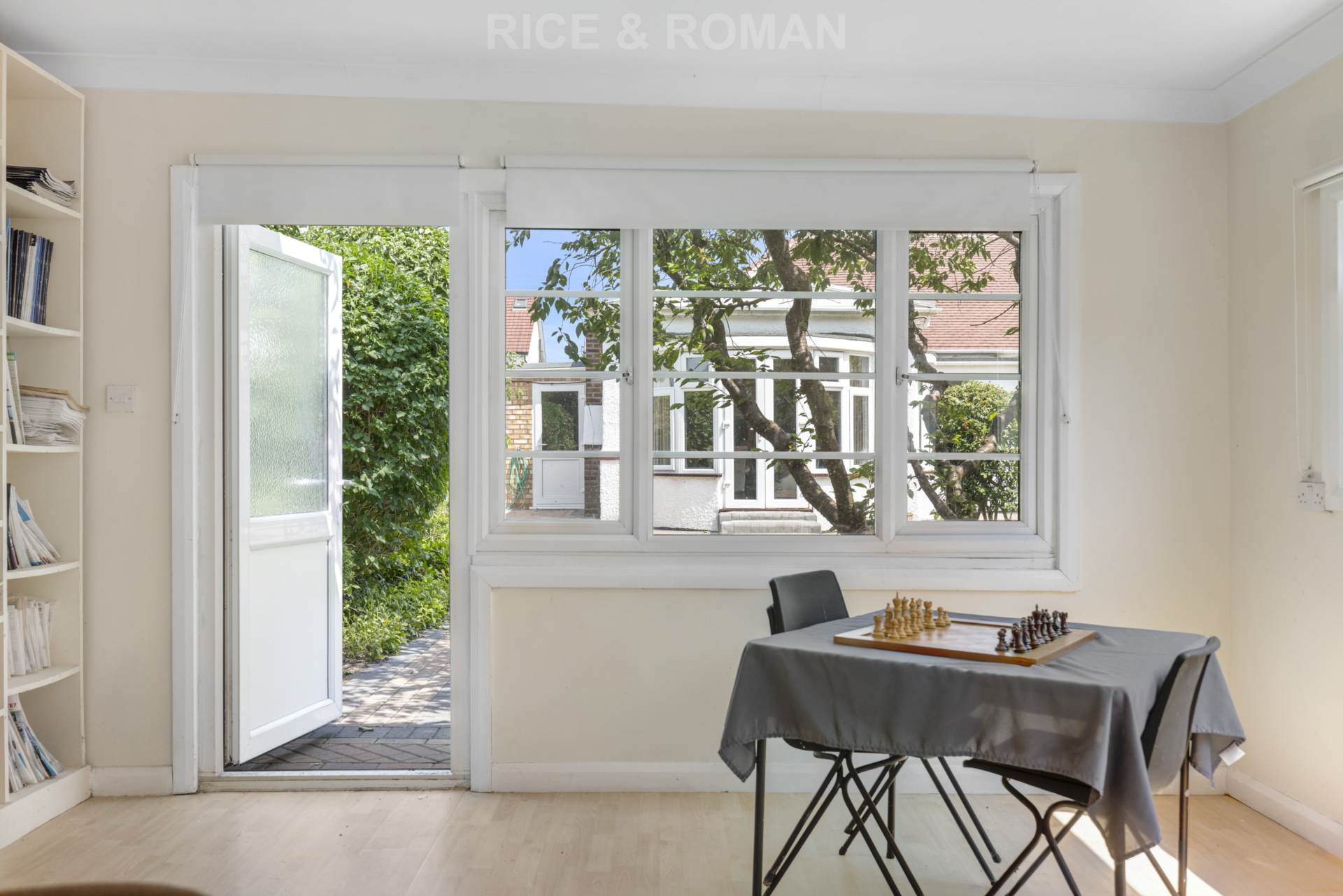 Additional Property Image 3 bedroom Semi Detached Bungalow for sale in Twickenham 13