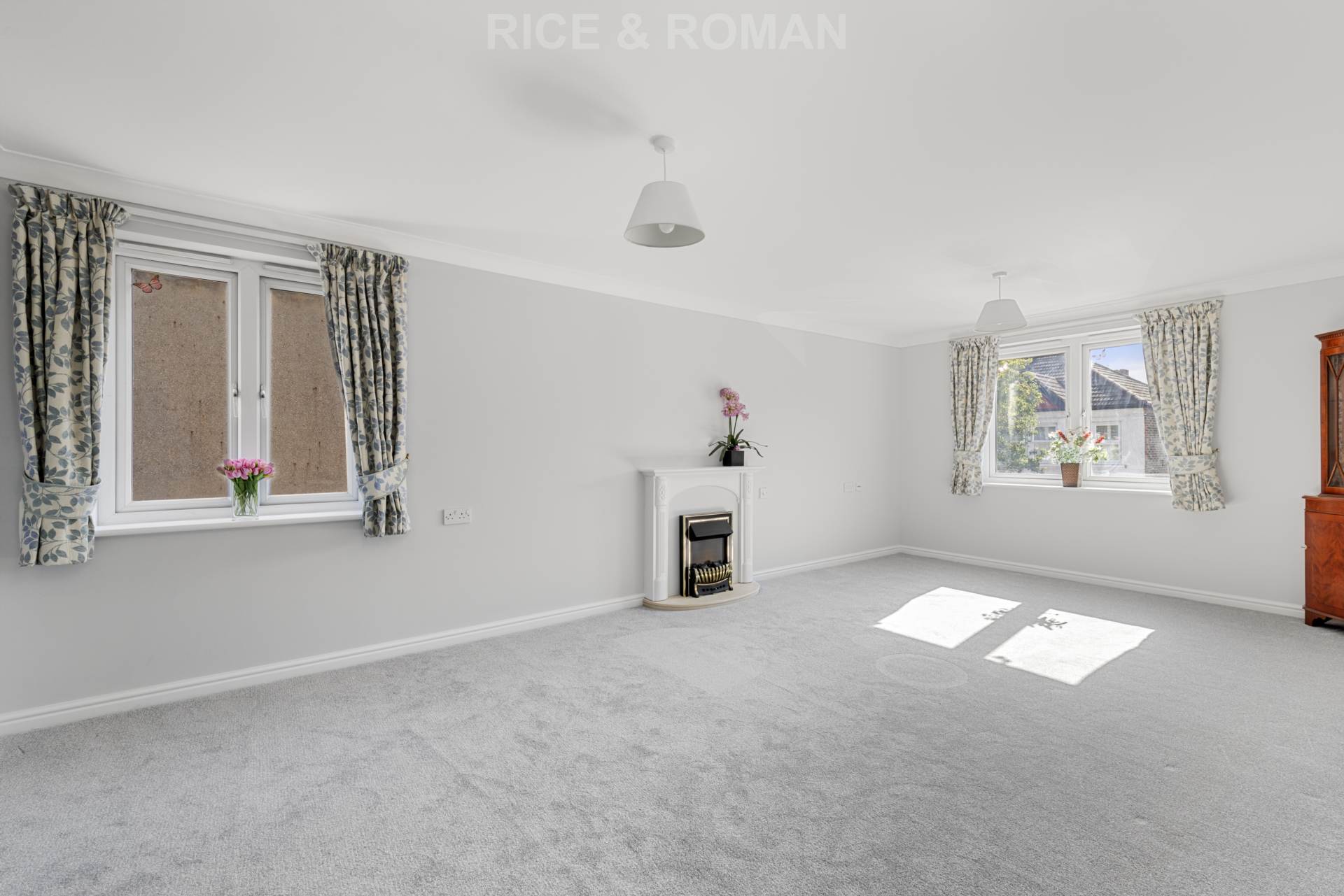 Additional Property Image 2 bedroom Retirement Property to rent in London 4