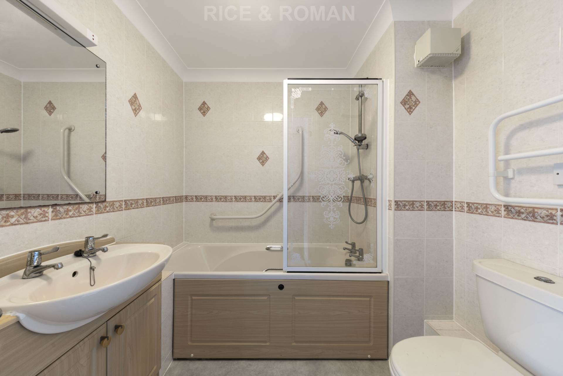 Additional Property Image 2 bedroom Retirement Property to rent in London 6