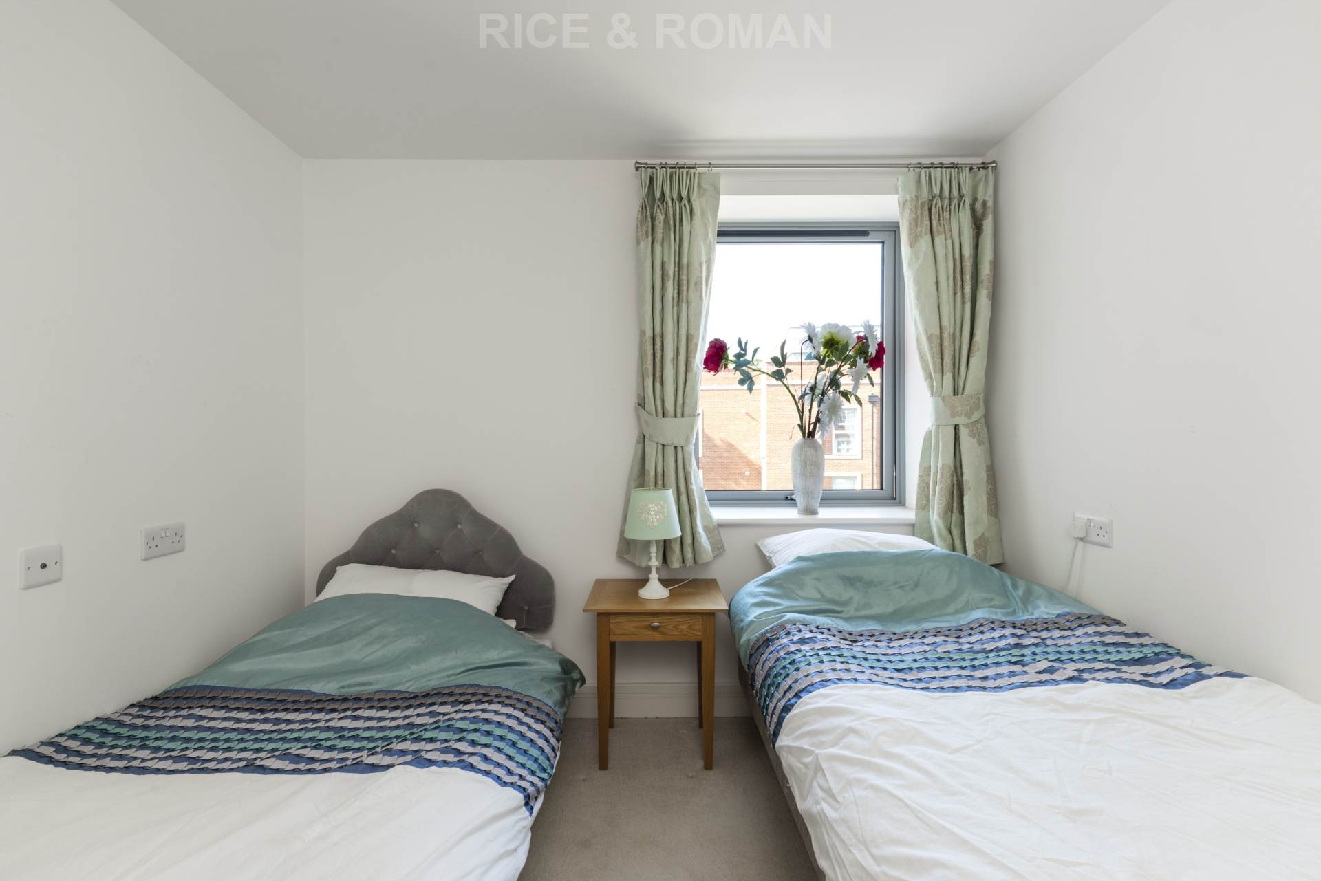 Additional Property Image 2 bedroom Retirement Property for sale in Weybridge 7