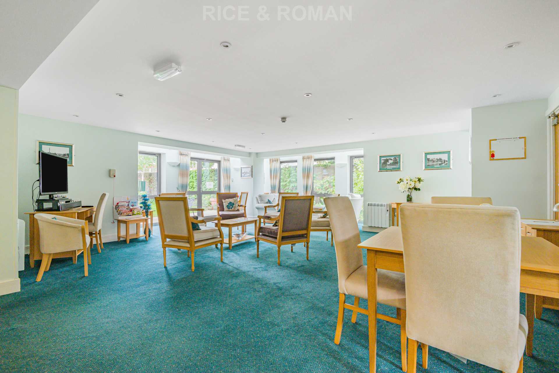 Additional Property Image 2 bedroom Retirement Property for sale in Weybridge 10