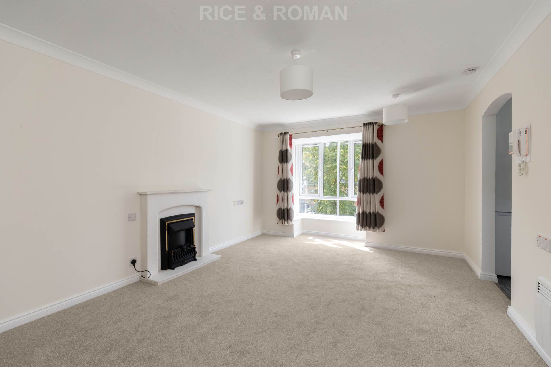 Additional Property Image 2 bedroom Apartment for sale in New Malden 2