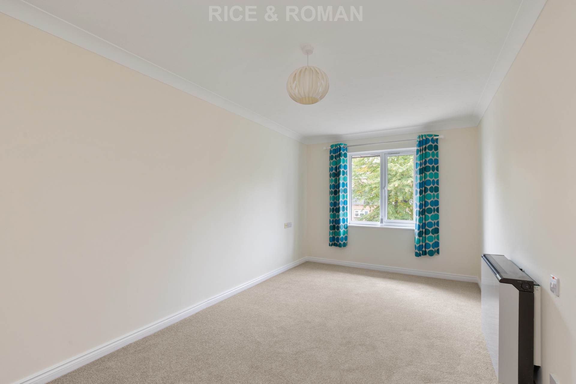 Additional Property Image 2 bedroom Apartment for sale in New Malden 6