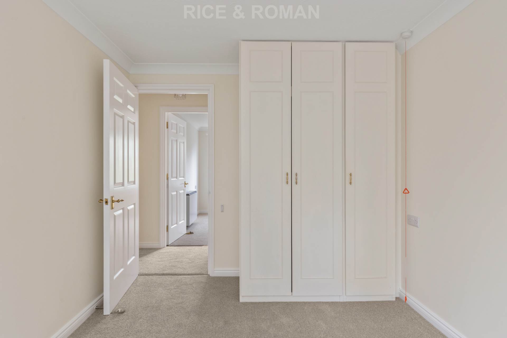 Additional Property Image 2 bedroom Apartment for sale in New Malden 7
