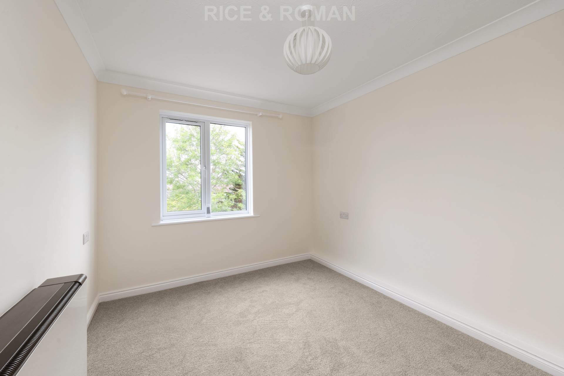 Additional Property Image 2 bedroom Apartment for sale in New Malden 8