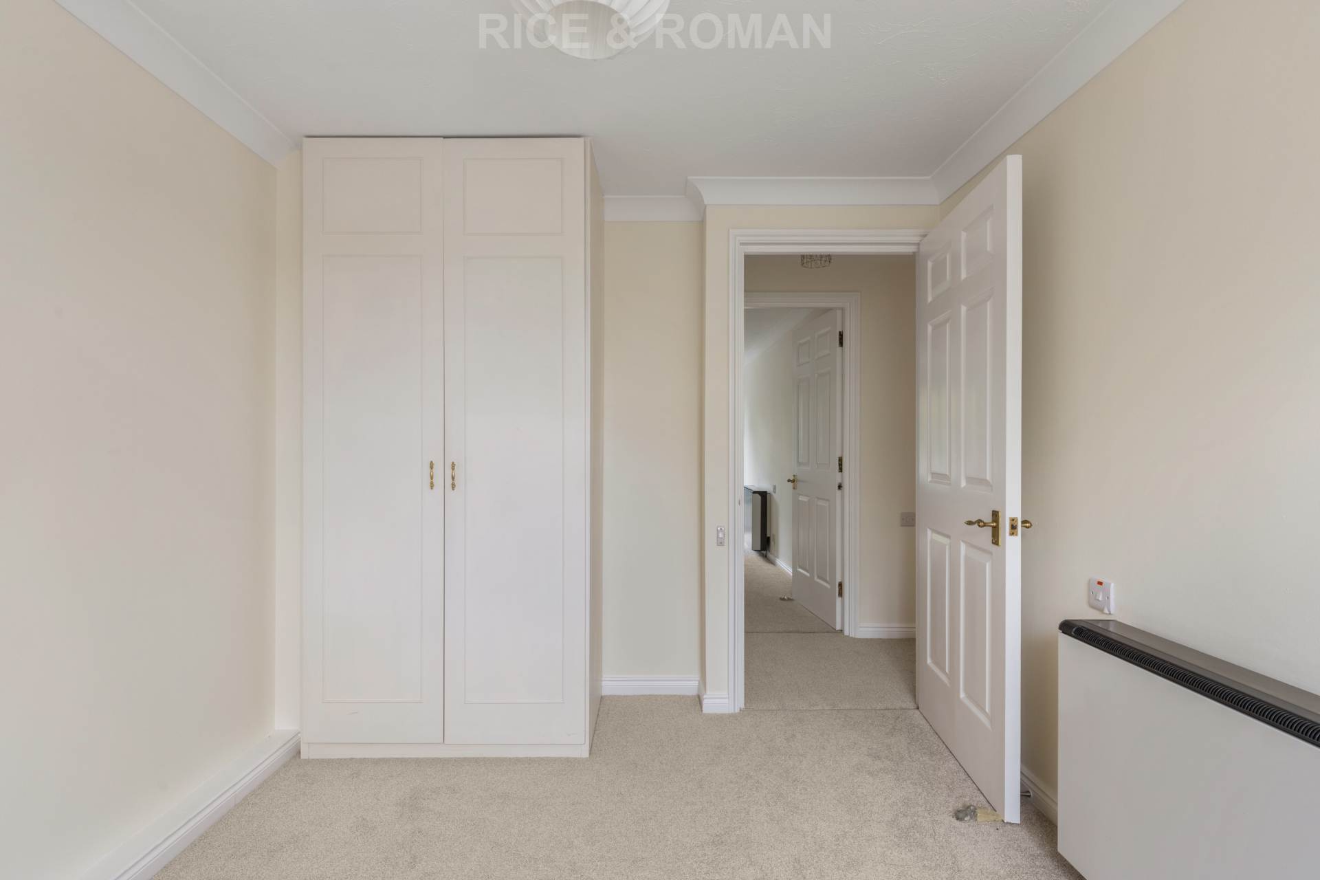 Additional Property Image 2 bedroom Apartment for sale in New Malden 9