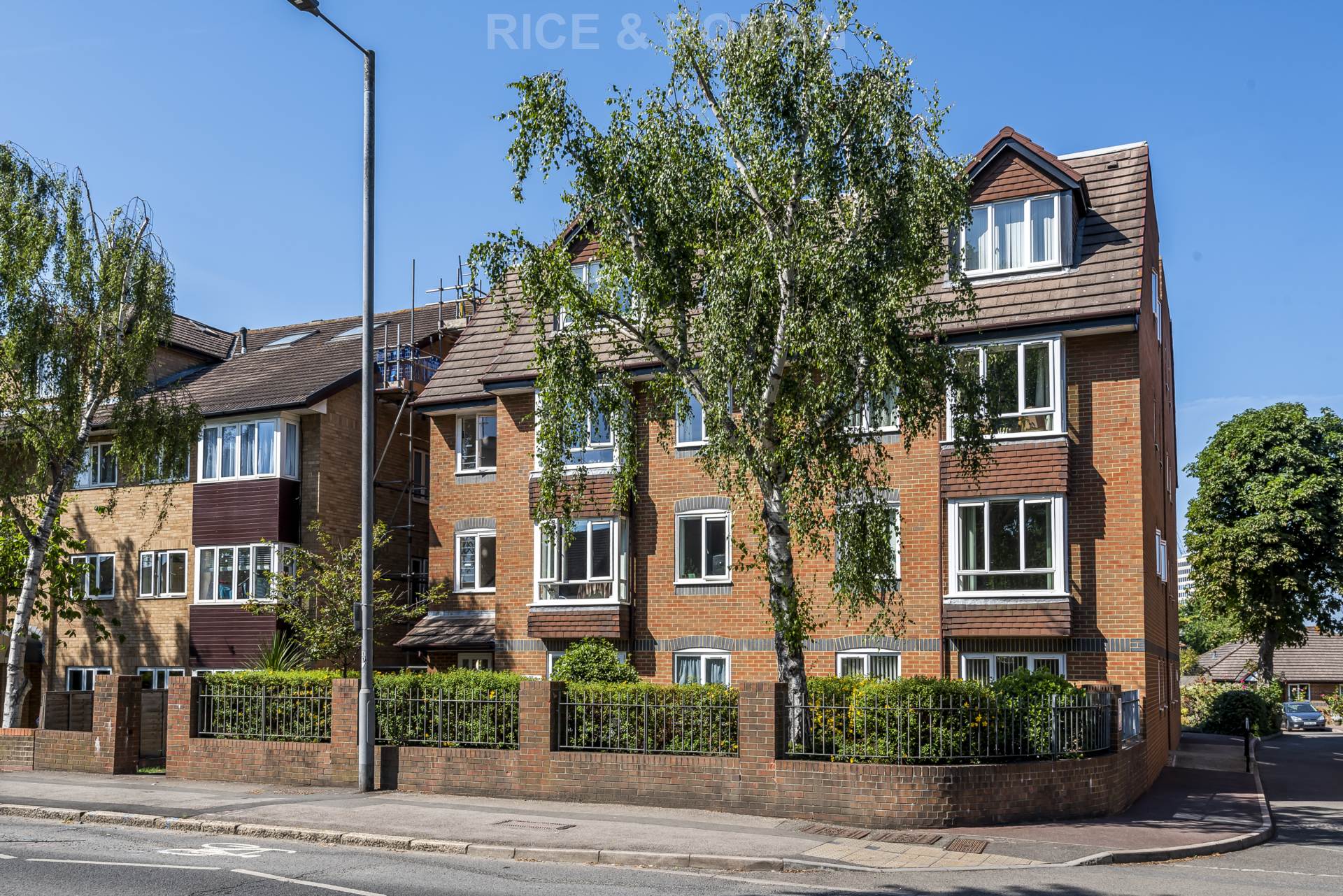 Additional Property Image 2 bedroom Apartment for sale in New Malden 11