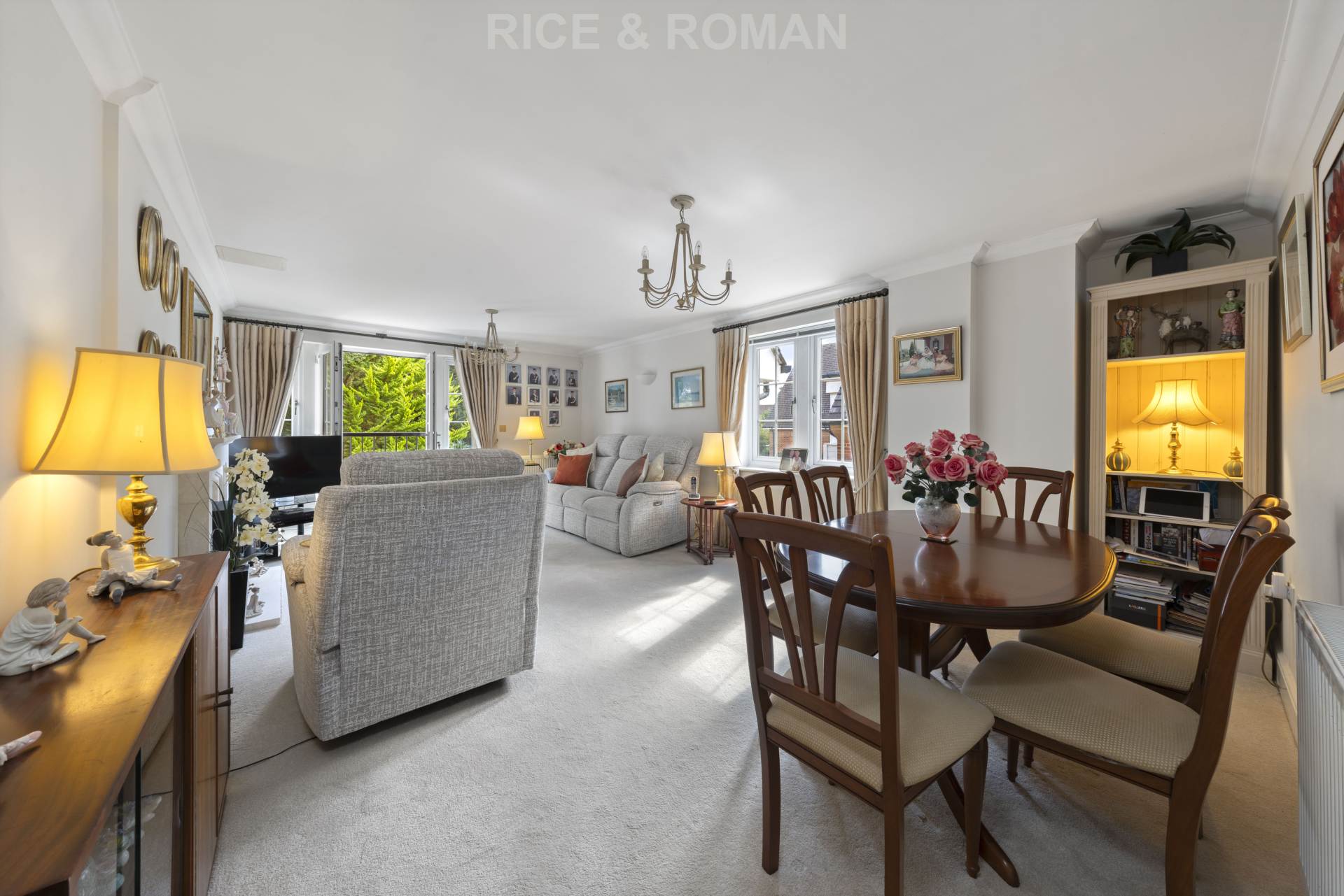 Additional Property Image 2 bedroom Retirement Property for sale in Cobham 3
