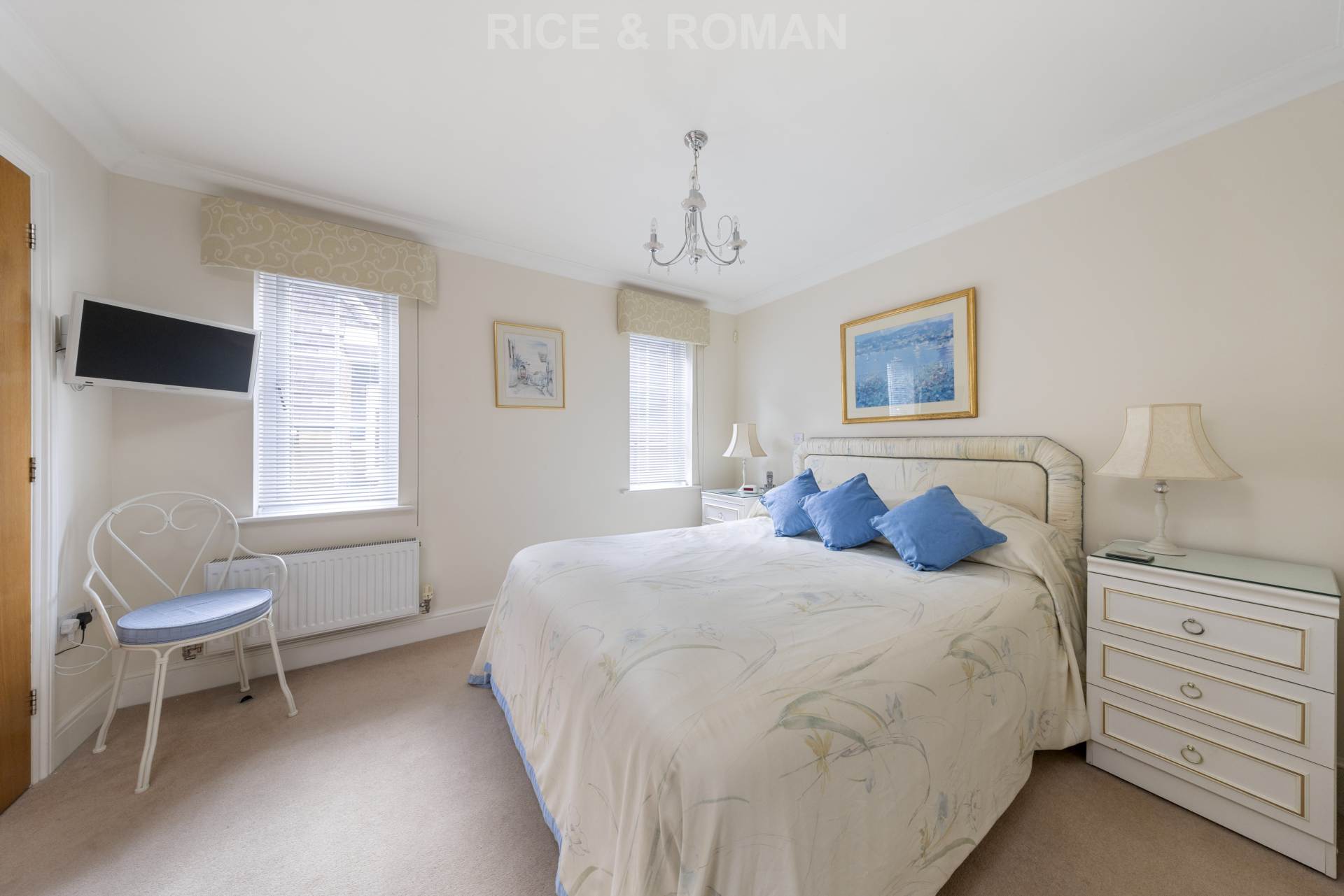 Additional Property Image 2 bedroom Retirement Property for sale in Cobham 8