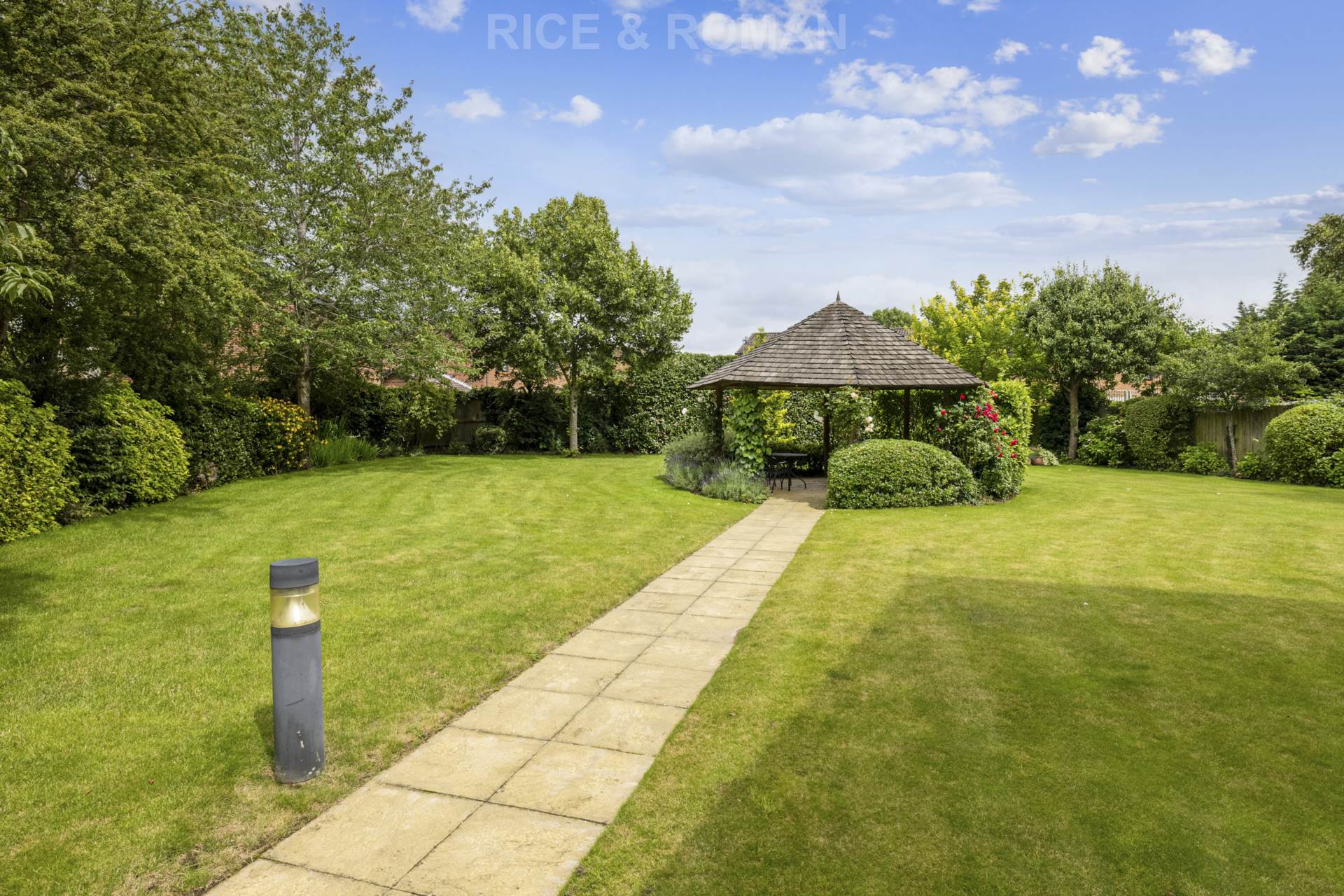 Additional Property Image 2 bedroom Retirement Property for sale in Cobham 15