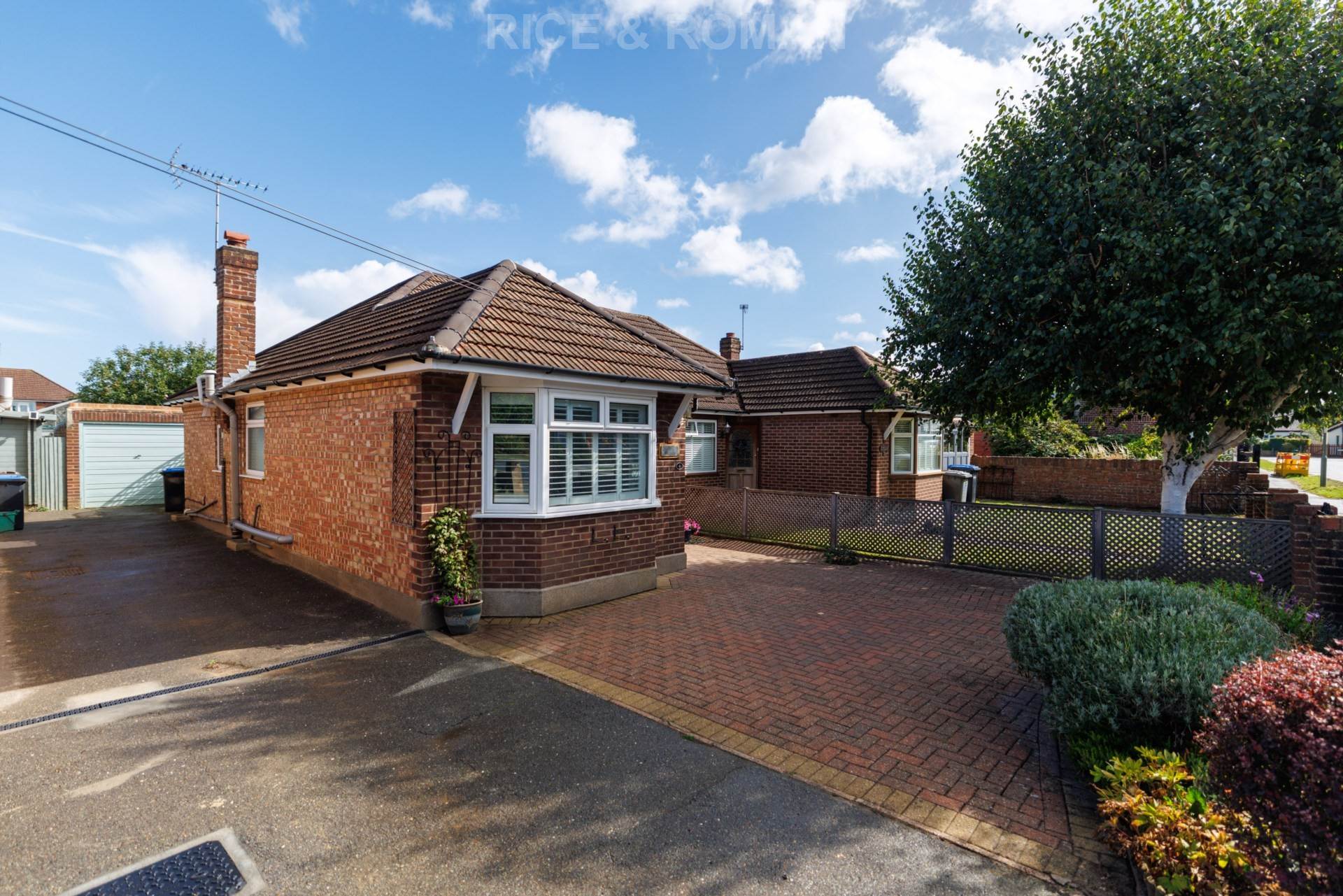 Additional Property Image 2 bedroom Semi Detached Bungalow for sale in Egham 2